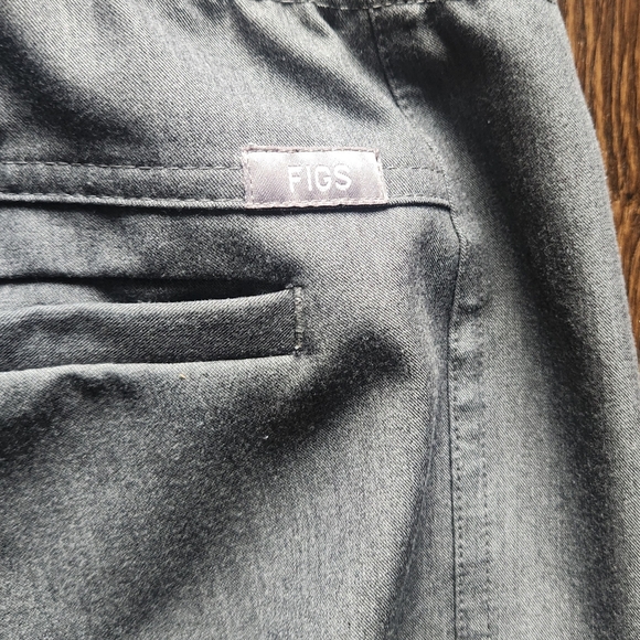 Figs Technical Scrub Set In Large - Picture 8 of 12